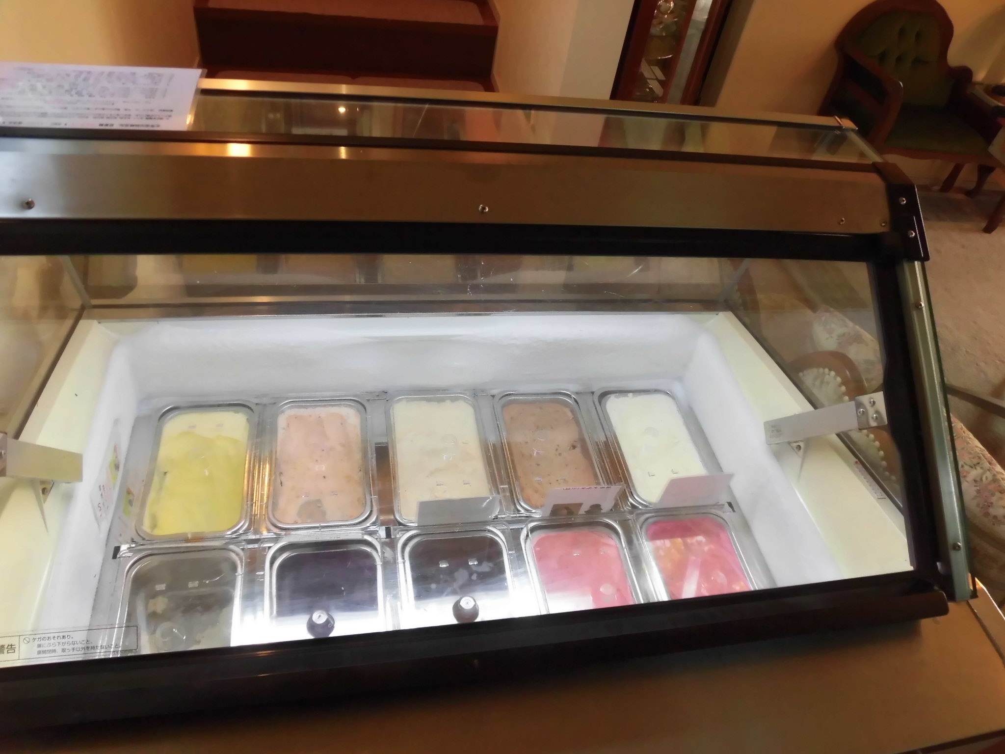 �J�t�F�A���ocaffe-alba